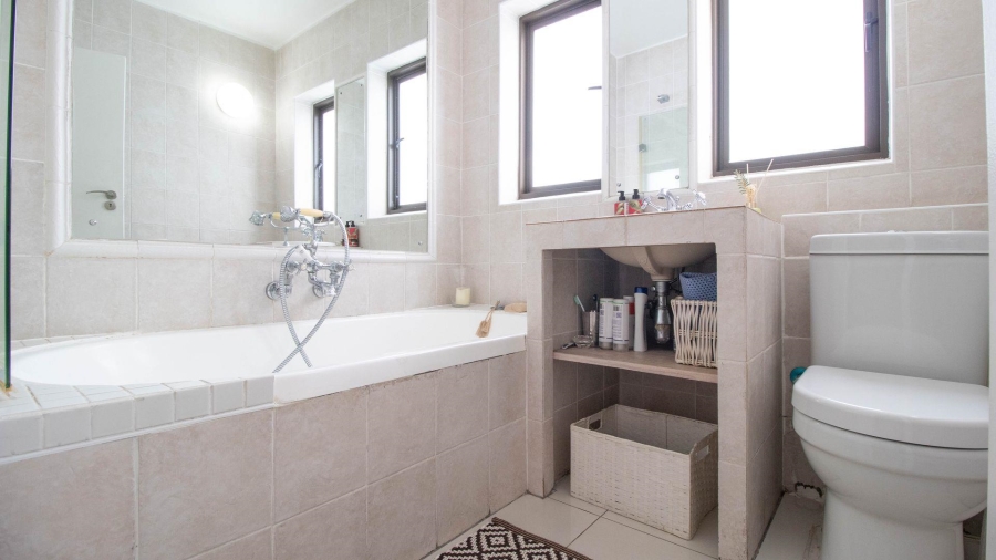 To Let 3 Bedroom Property for Rent in Hout Bay Western Cape